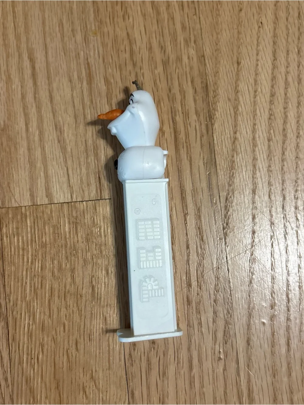 Disney olaf themed